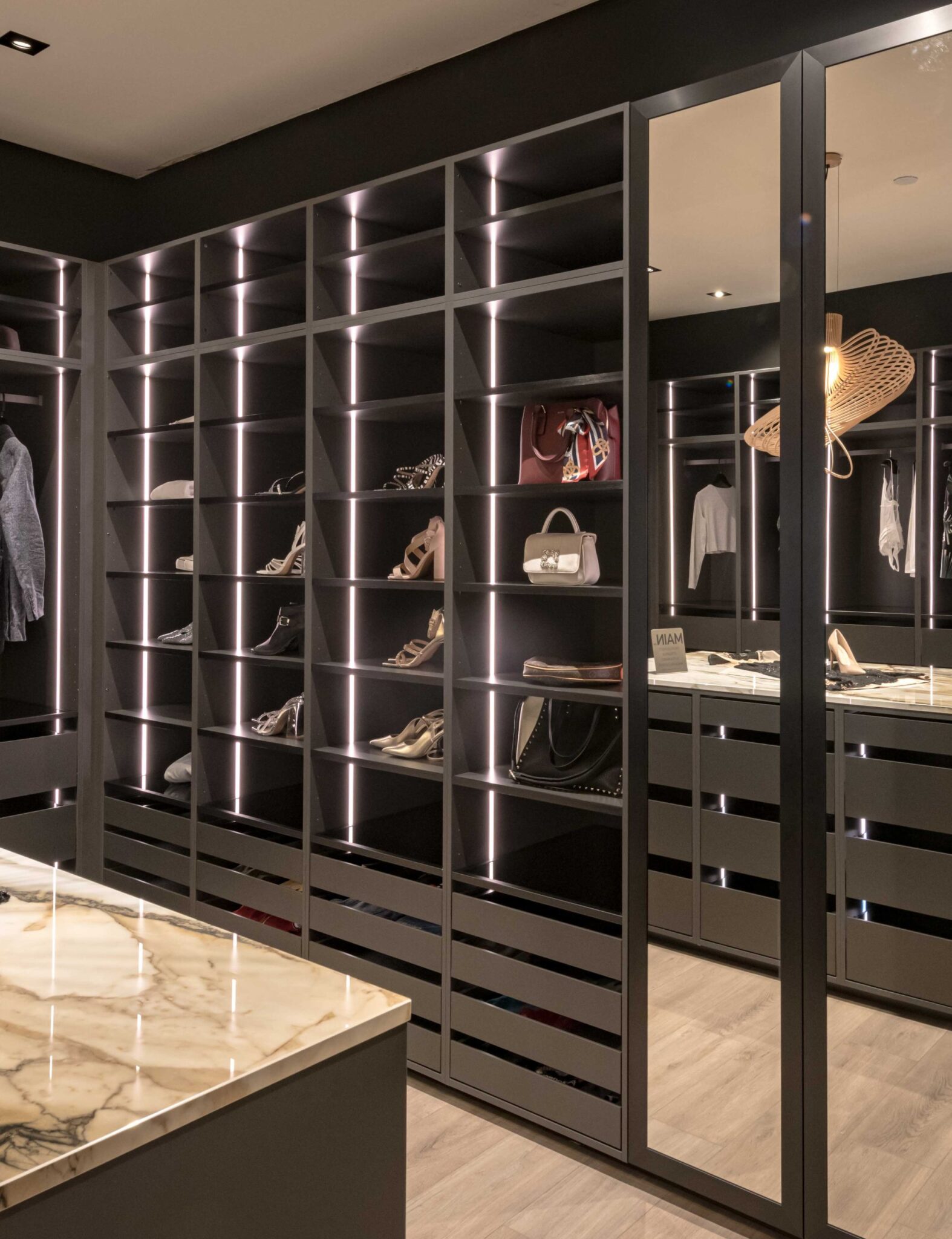 Curated visual reference: Visual Reference: Main Walk In Closet High End Walk In Closets