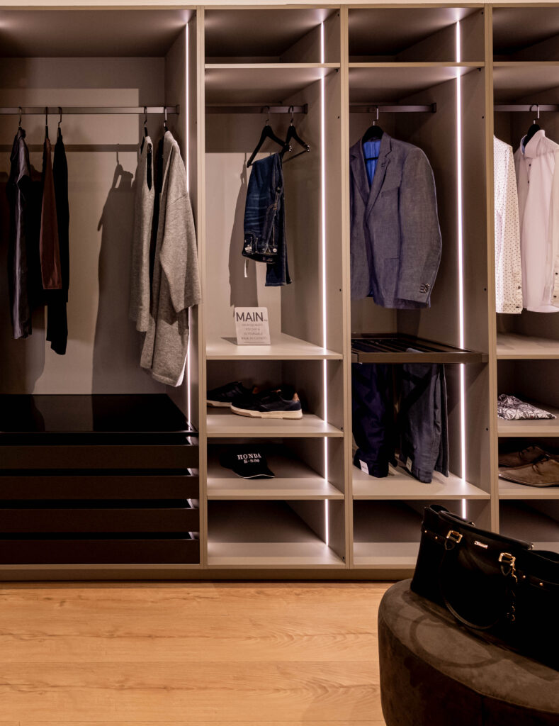 Luxe inloopkast | Inloopkast op maat | Walk-in Closet | Maatwerk kledingkast